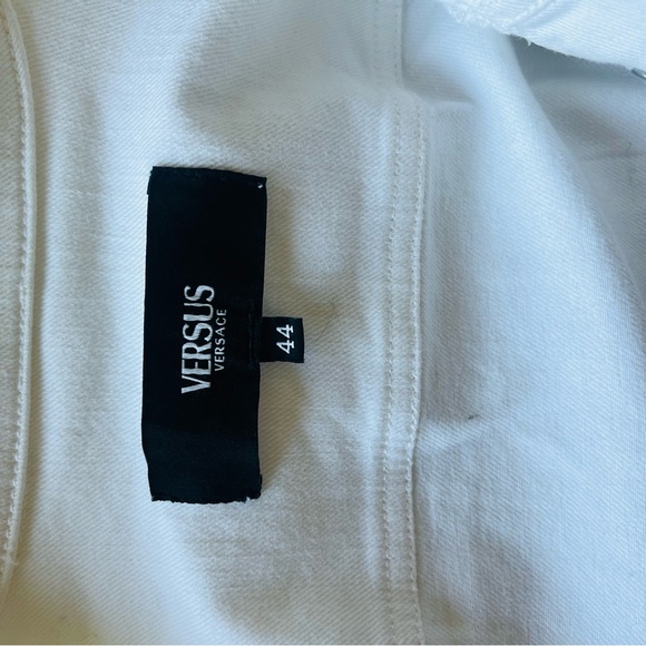 Rare! Versus Versace White Denim Jacket with Gold Lion Buttons, Sz 44 NWOT - Picture 10 of 16